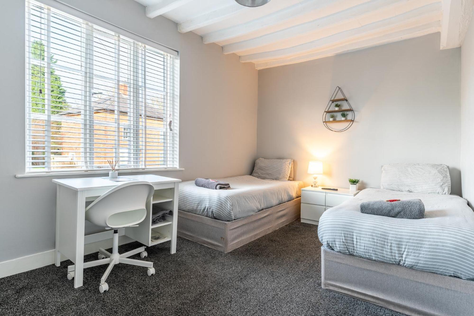 Airfield Manor Guest House Castle Donington Bagian luar foto