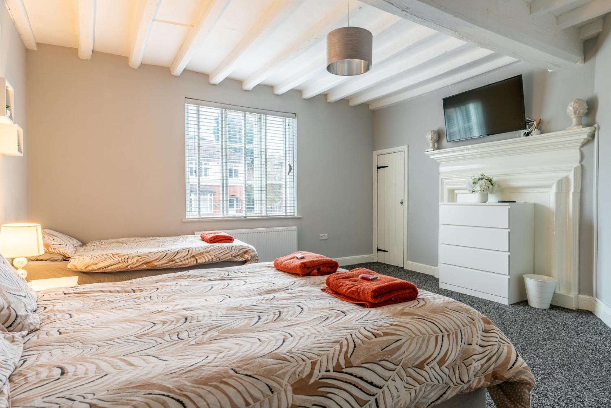 Airfield Manor Guest House Castle Donington Bagian luar foto