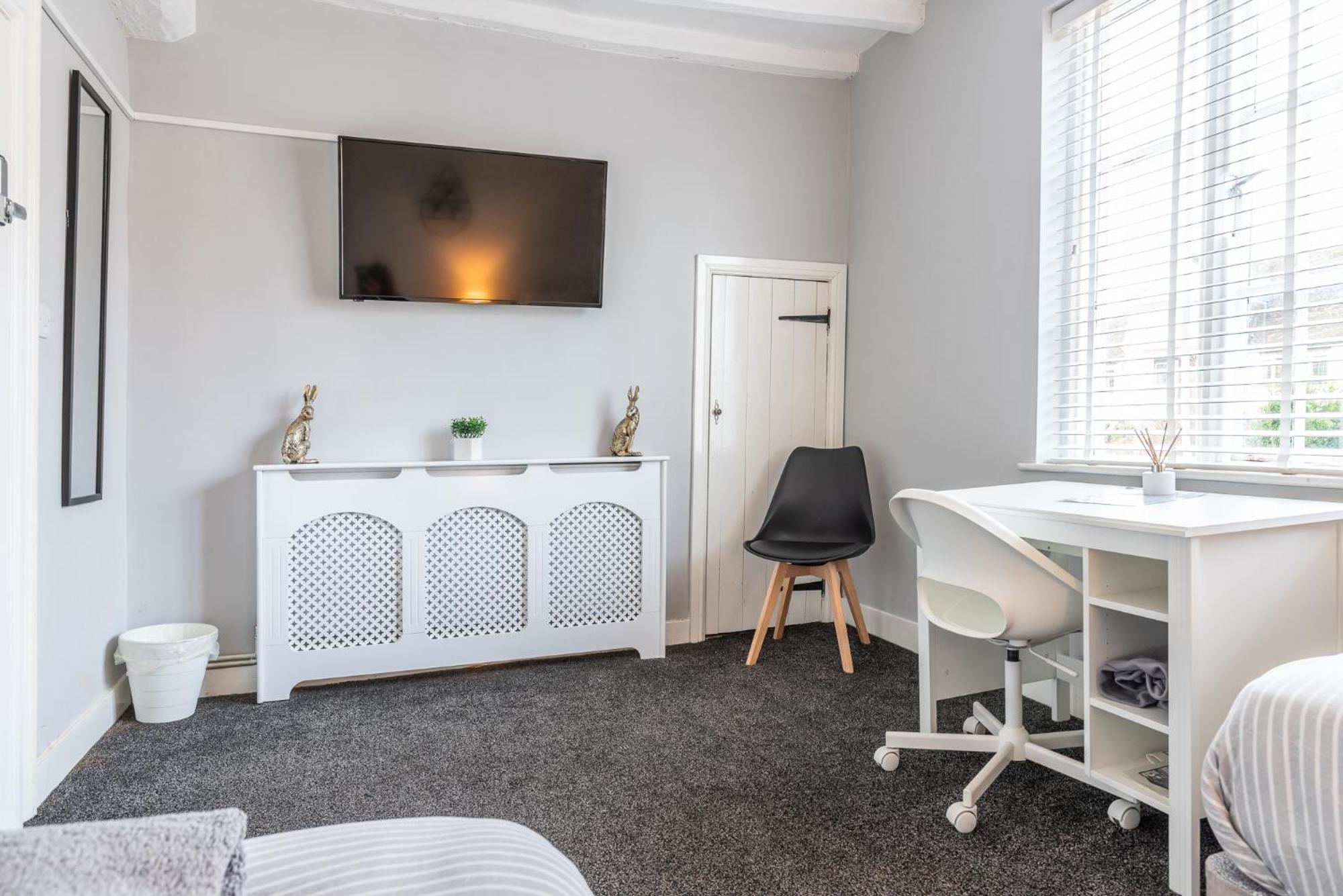Airfield Manor Guest House Castle Donington Bagian luar foto