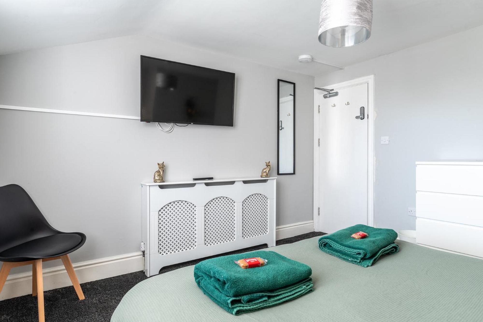 Airfield Manor Guest House Castle Donington Bagian luar foto