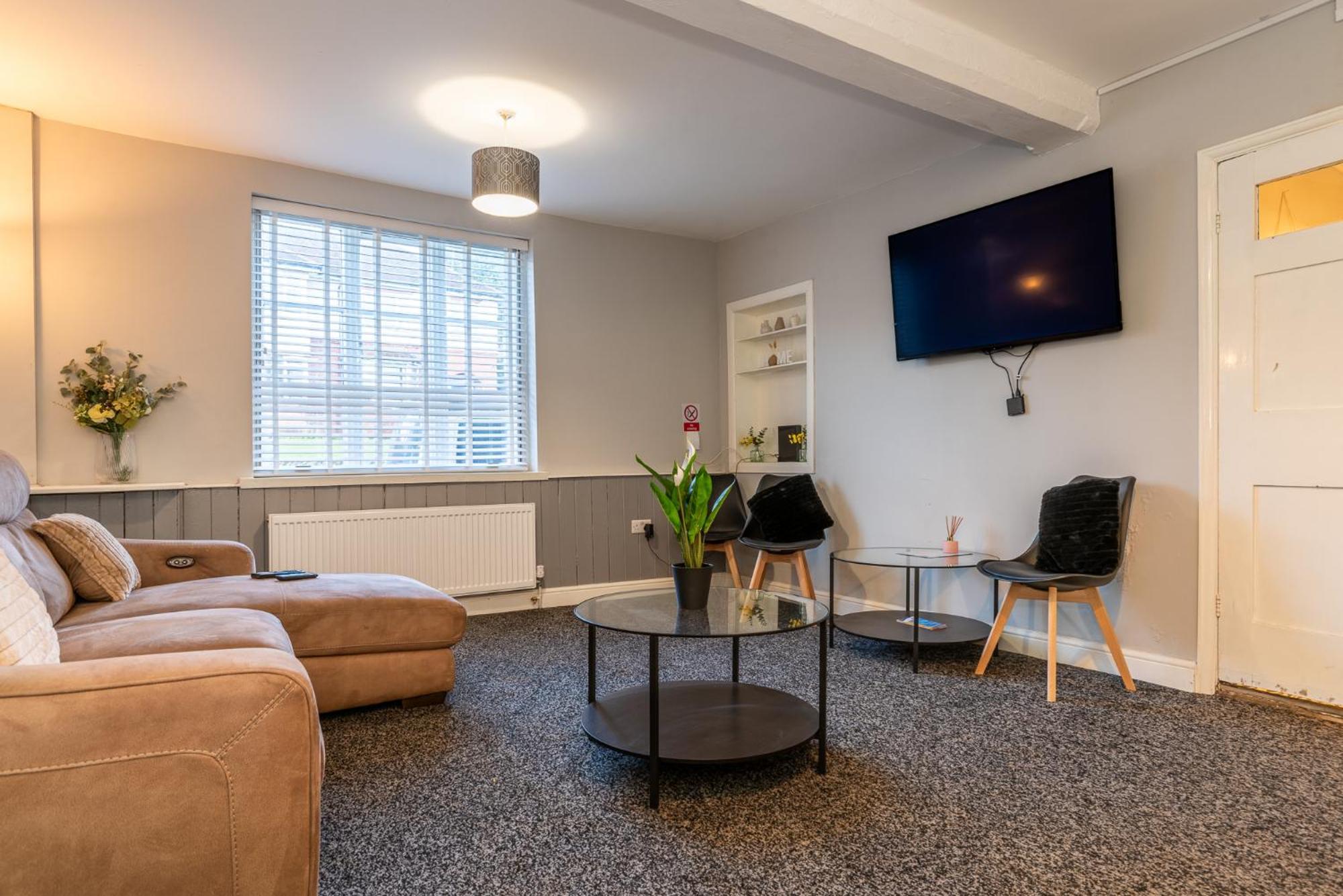 Airfield Manor Guest House Castle Donington Bagian luar foto