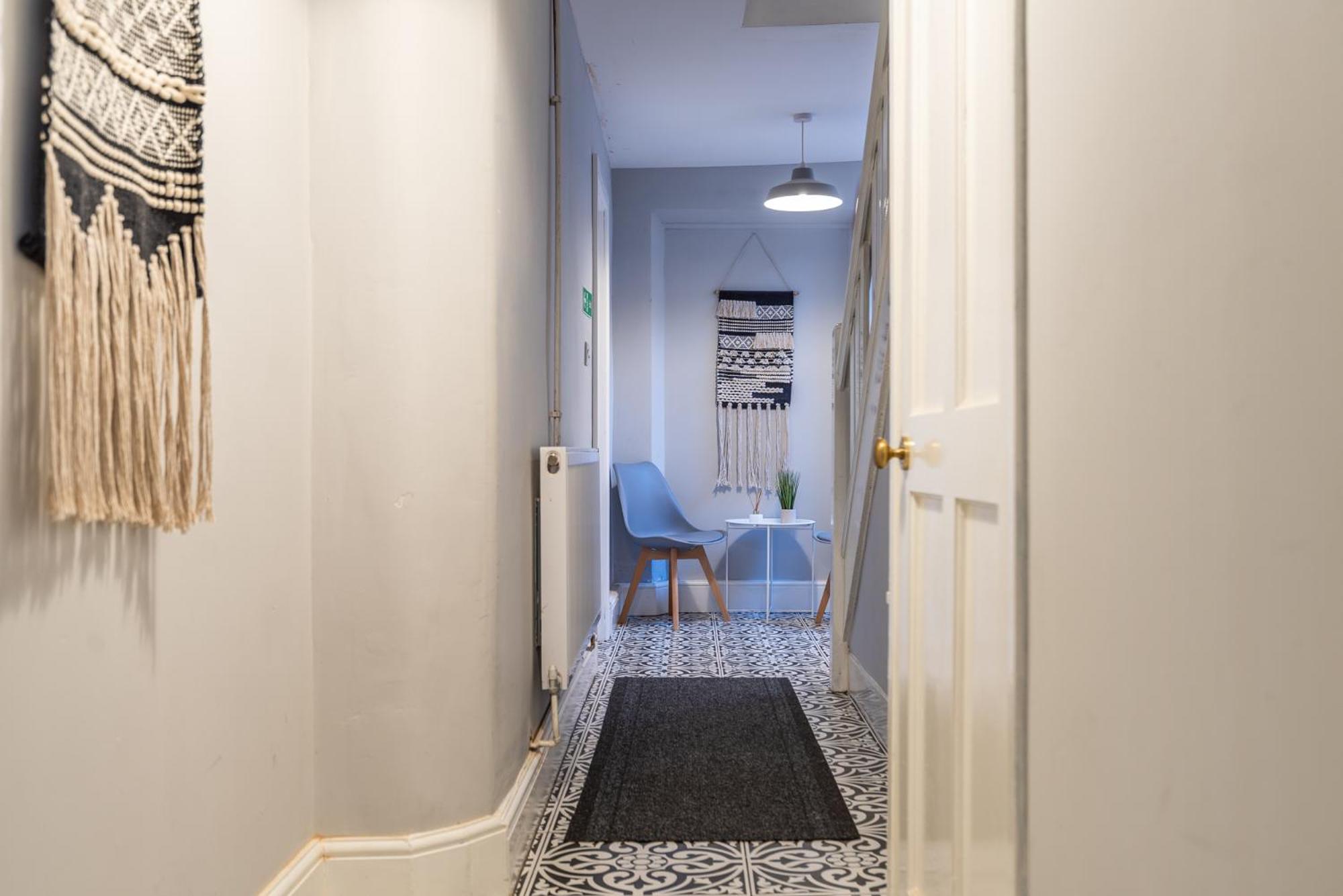 Airfield Manor Guest House Castle Donington Bagian luar foto